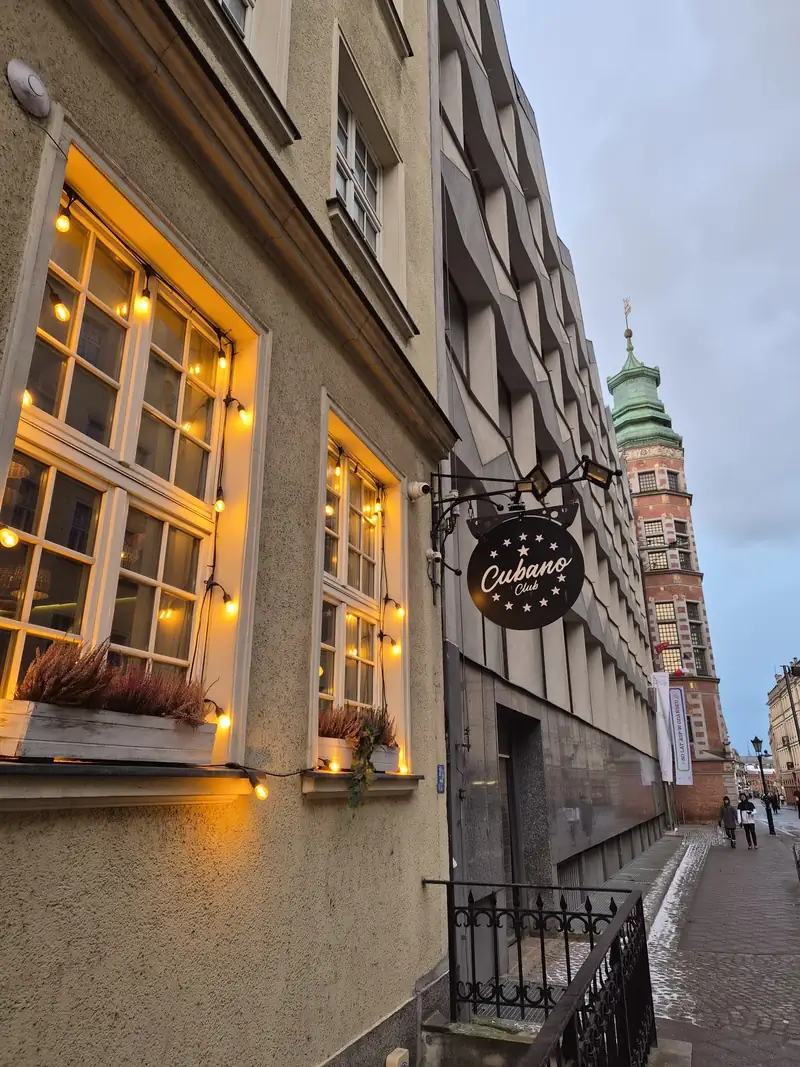 Tkacka wieczorem